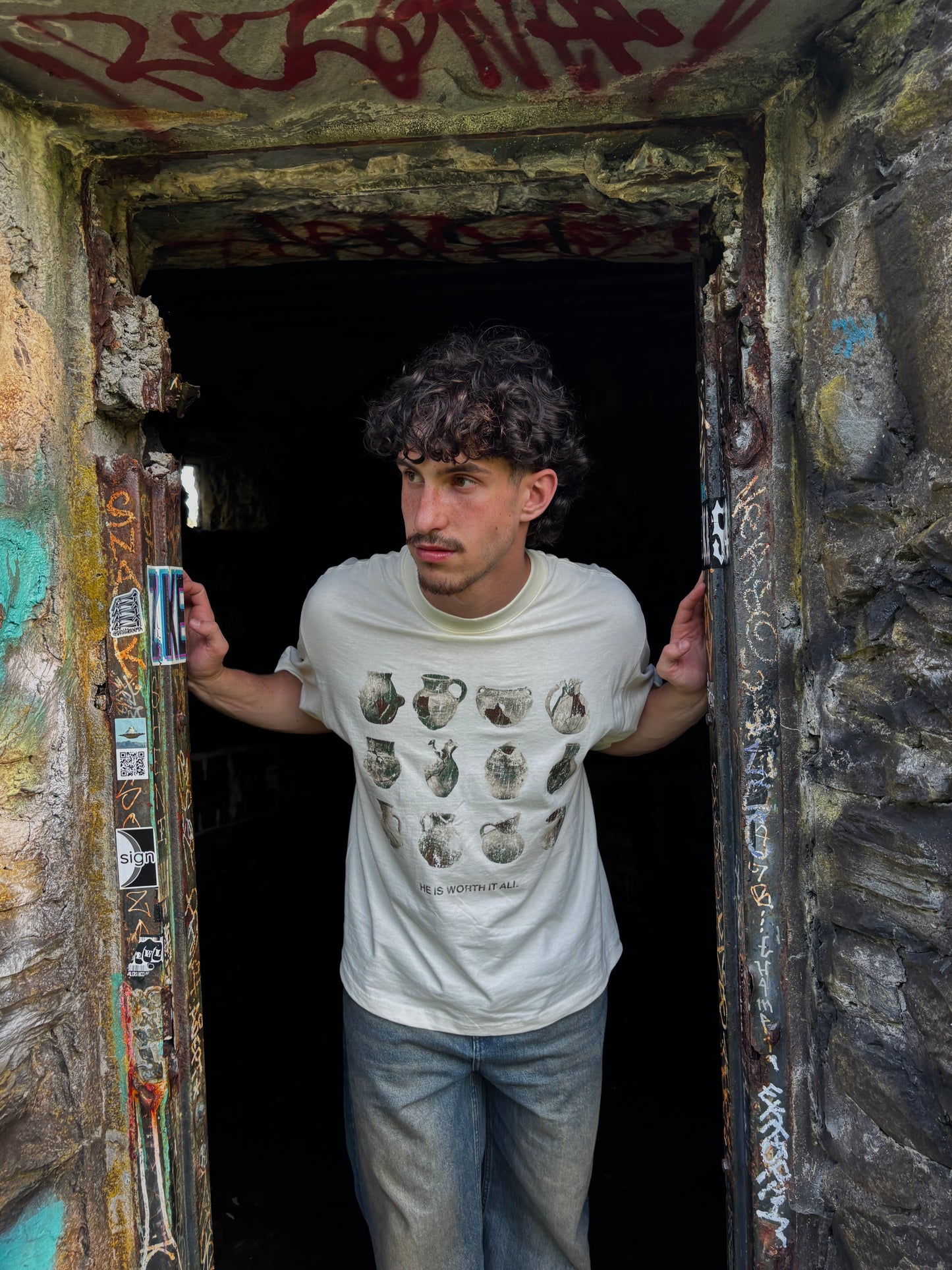ALABASTER T-SHIRT